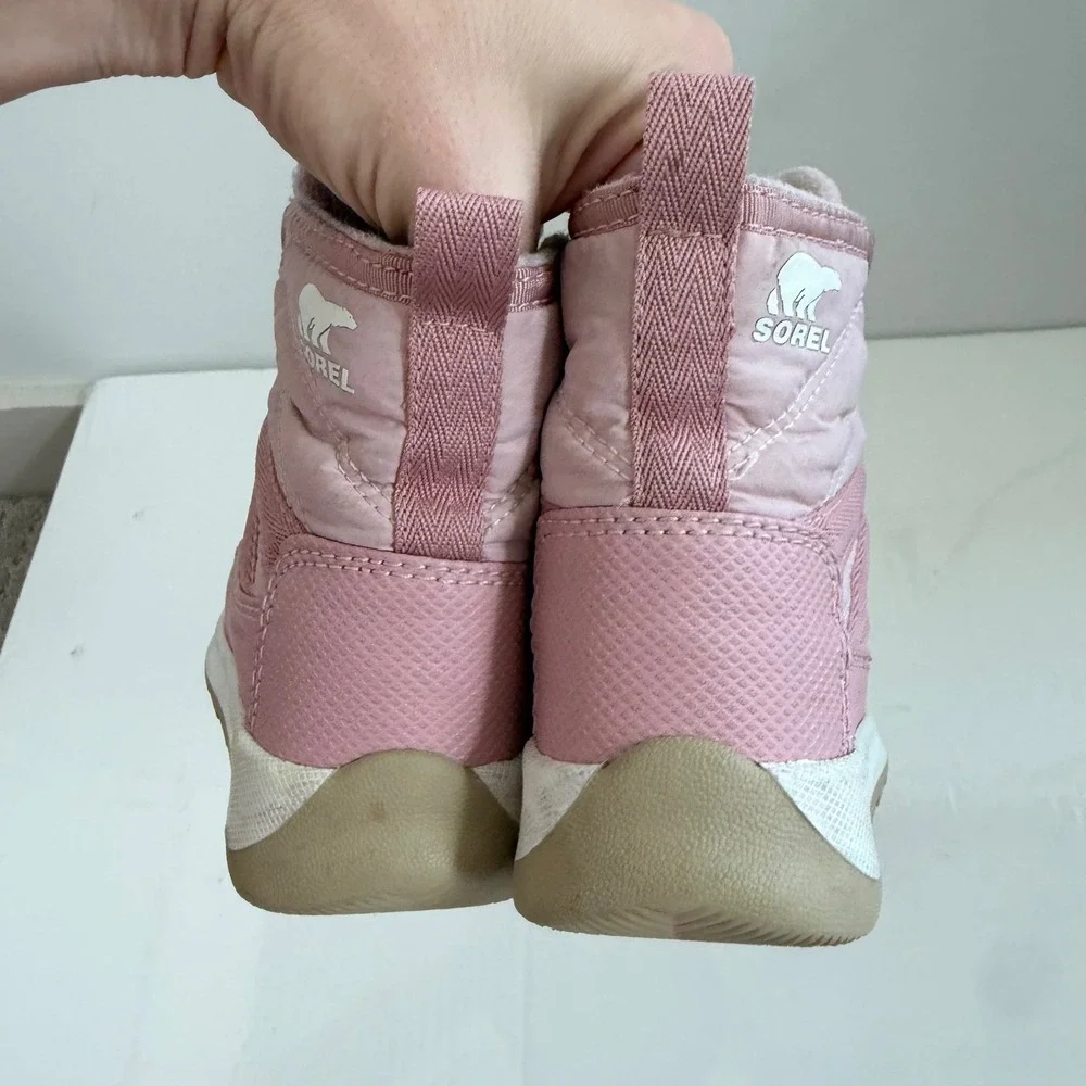 Sorel Whitney Waterproof Insulated Boot in Pink Size 8
